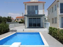 Seafront villa in Ayia Napa next to the sea with title deeds