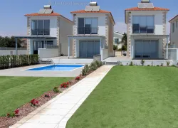 Seafront villa in Ayia Napa hotel area with garden
