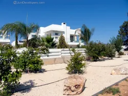 Sophisticated spacious villa in Pernera seafront with garage and large pool