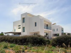 Modern 4 bedroom villa in Pernera near the sea with roof-garden and garden plot