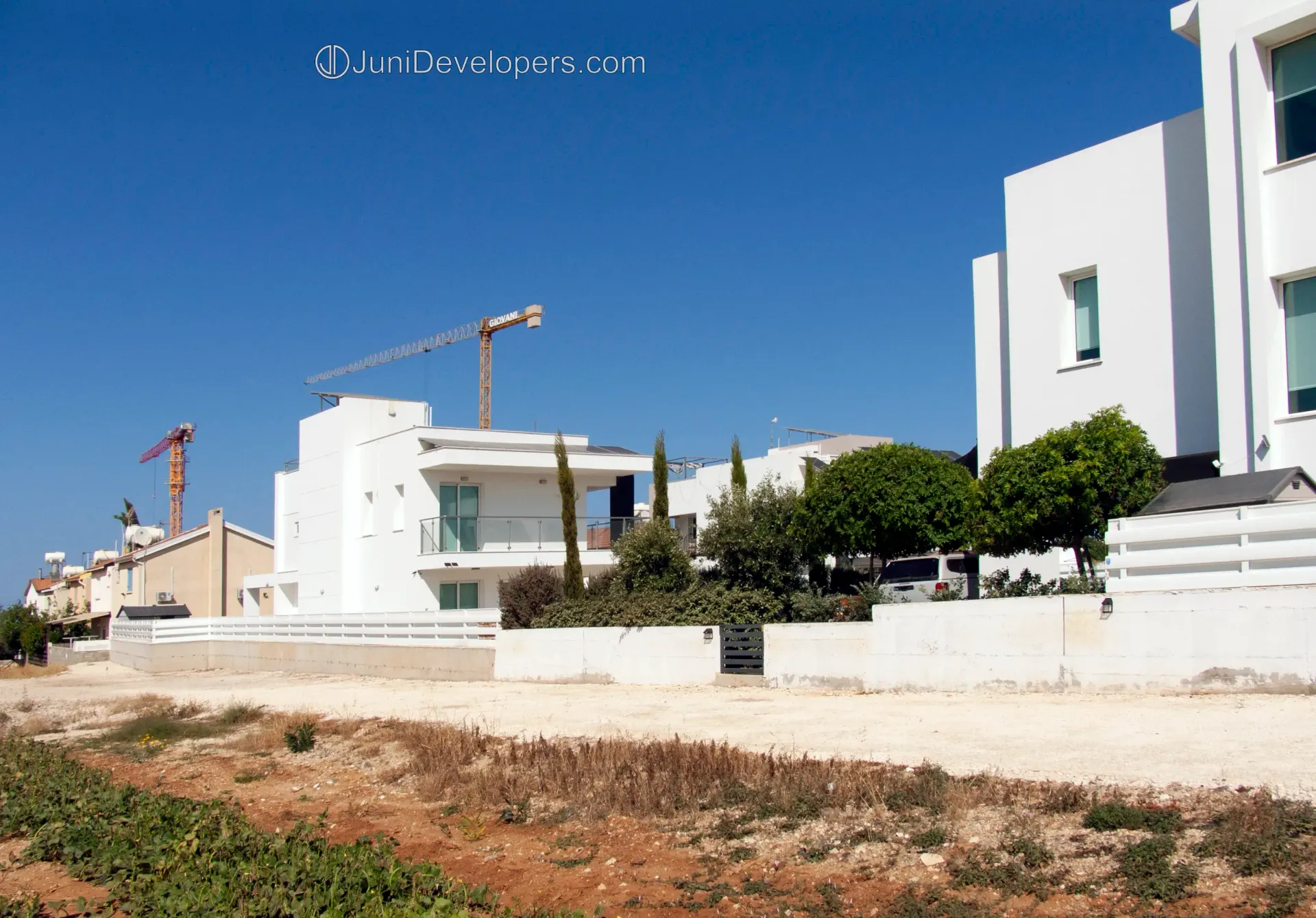 Contemporary luxury villa in Pernera near the sea with basement and open-plan balconies